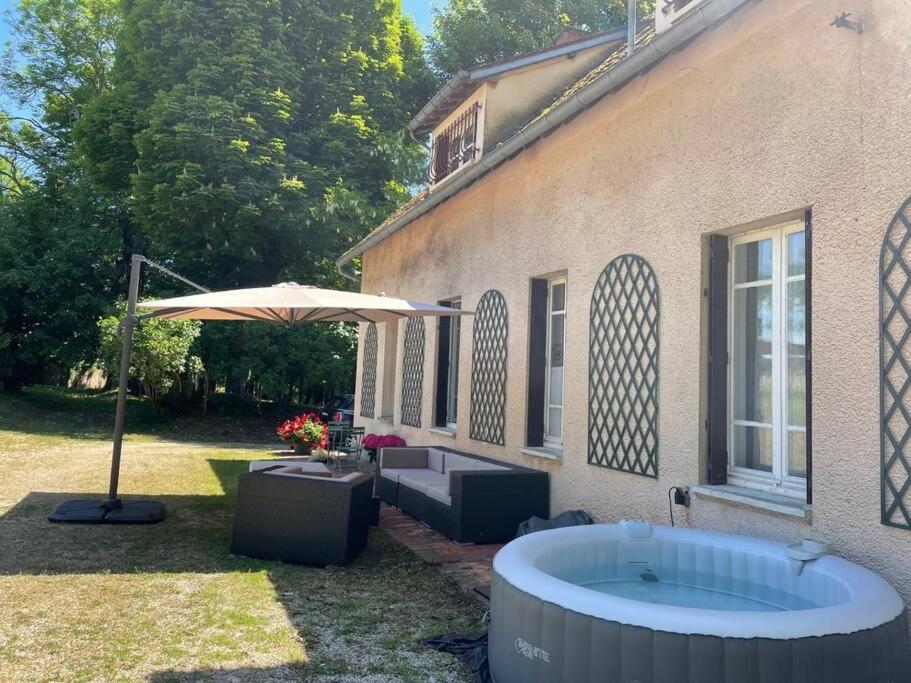 Le Parc Villa Coulanges-sur-Yonne ภายนอก รูปภาพ