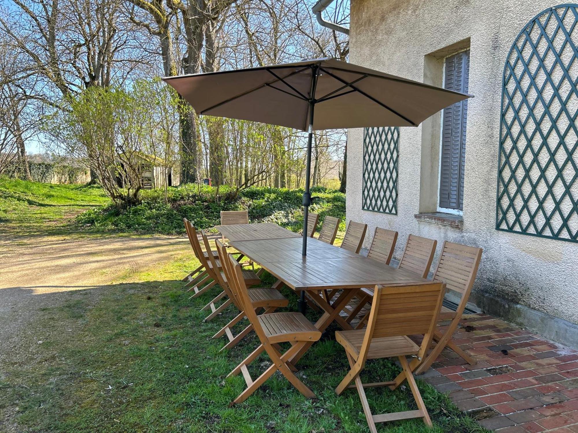 Le Parc Villa Coulanges-sur-Yonne ภายนอก รูปภาพ